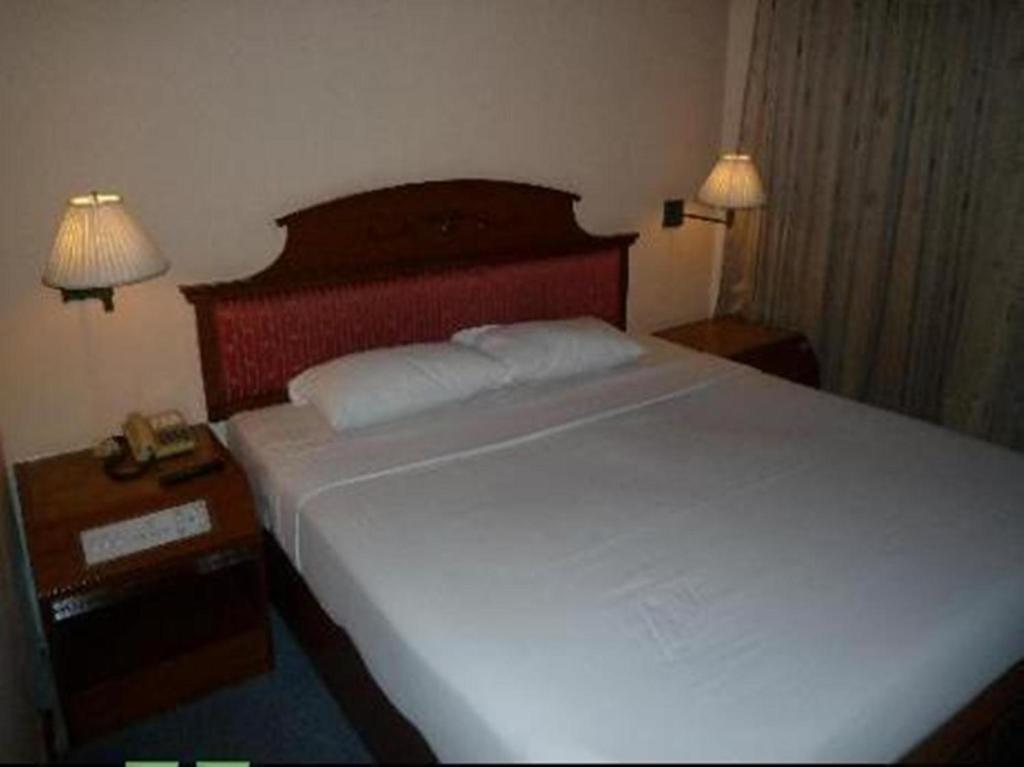 Bangkok City Inn Room photo